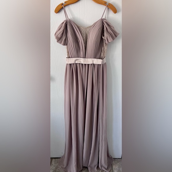 Formal Maxi Dress Spaghetti Strapped & Off the Shoulder Size 4 - Picture 2 of 14